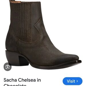 NWT-FRYE Sacha Chelsea Chocolate Suede Western Ankle Boots #40621 Size 7.5.